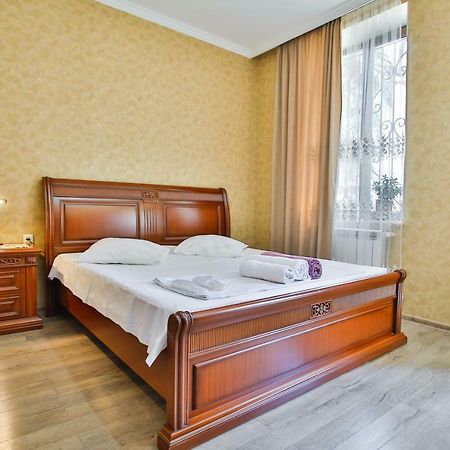 Apartment Anano Koetaisi Buitenkant foto