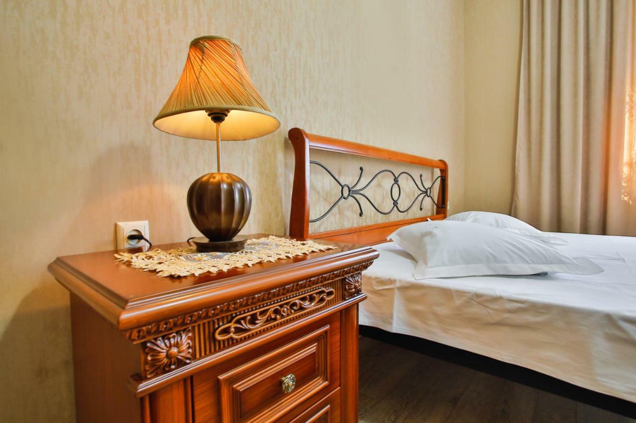 Apartment Anano Koetaisi Buitenkant foto