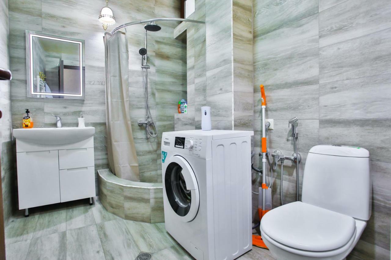 Apartment Anano Koetaisi Buitenkant foto